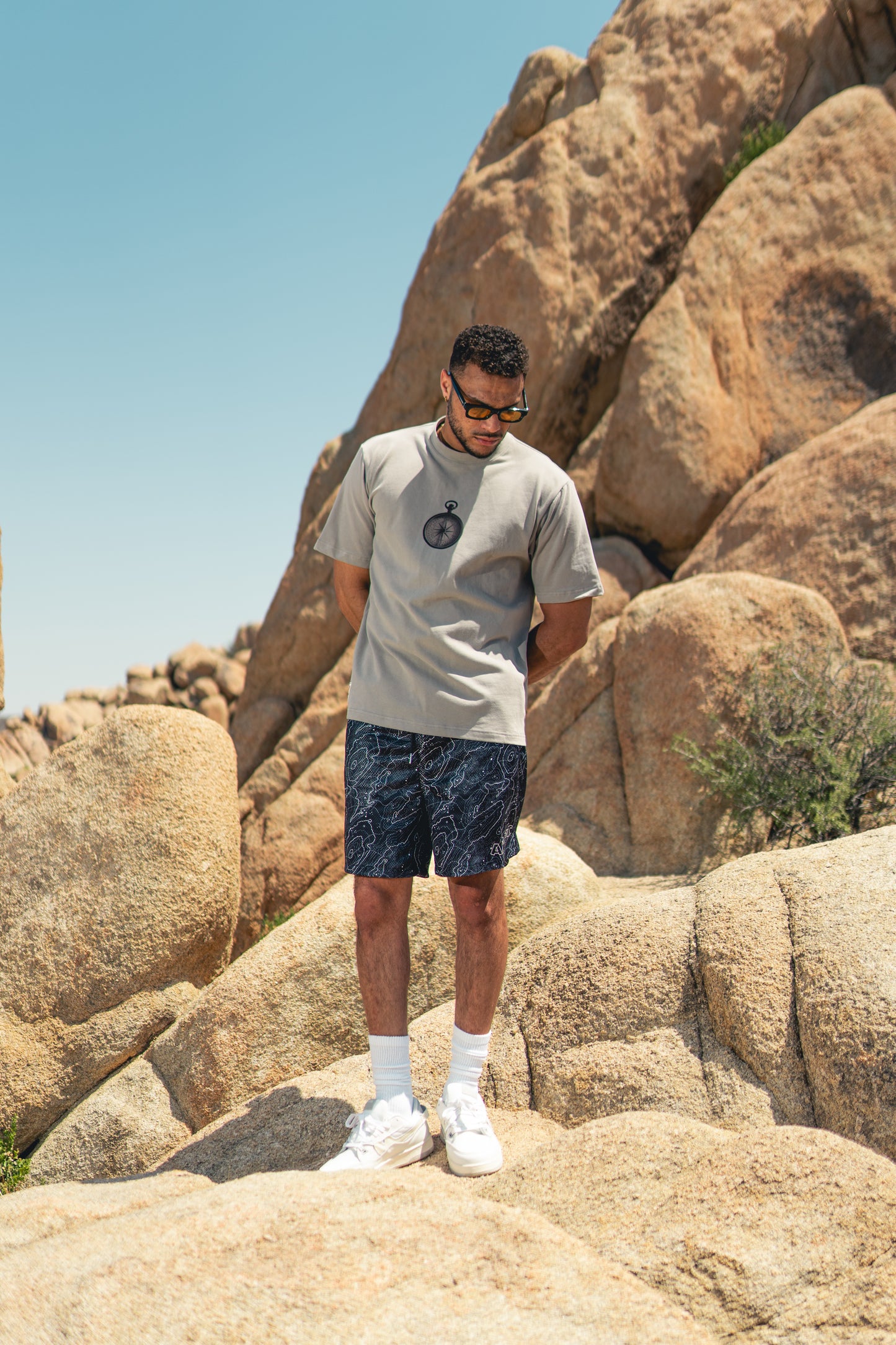 lost compass | t-shirt