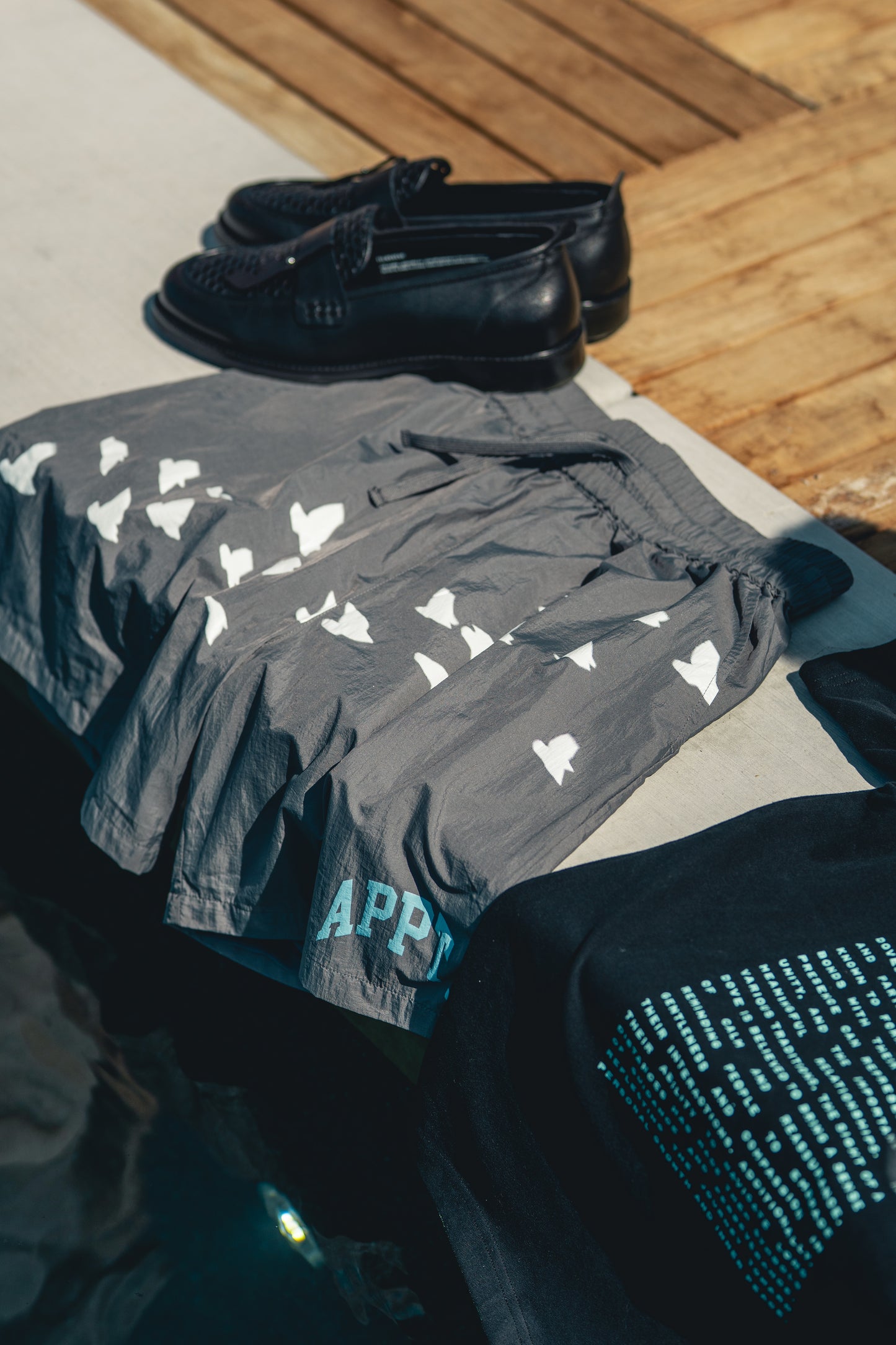 aura | short
