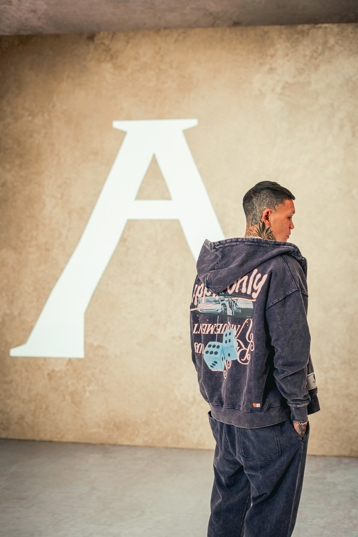 past behind us | pant