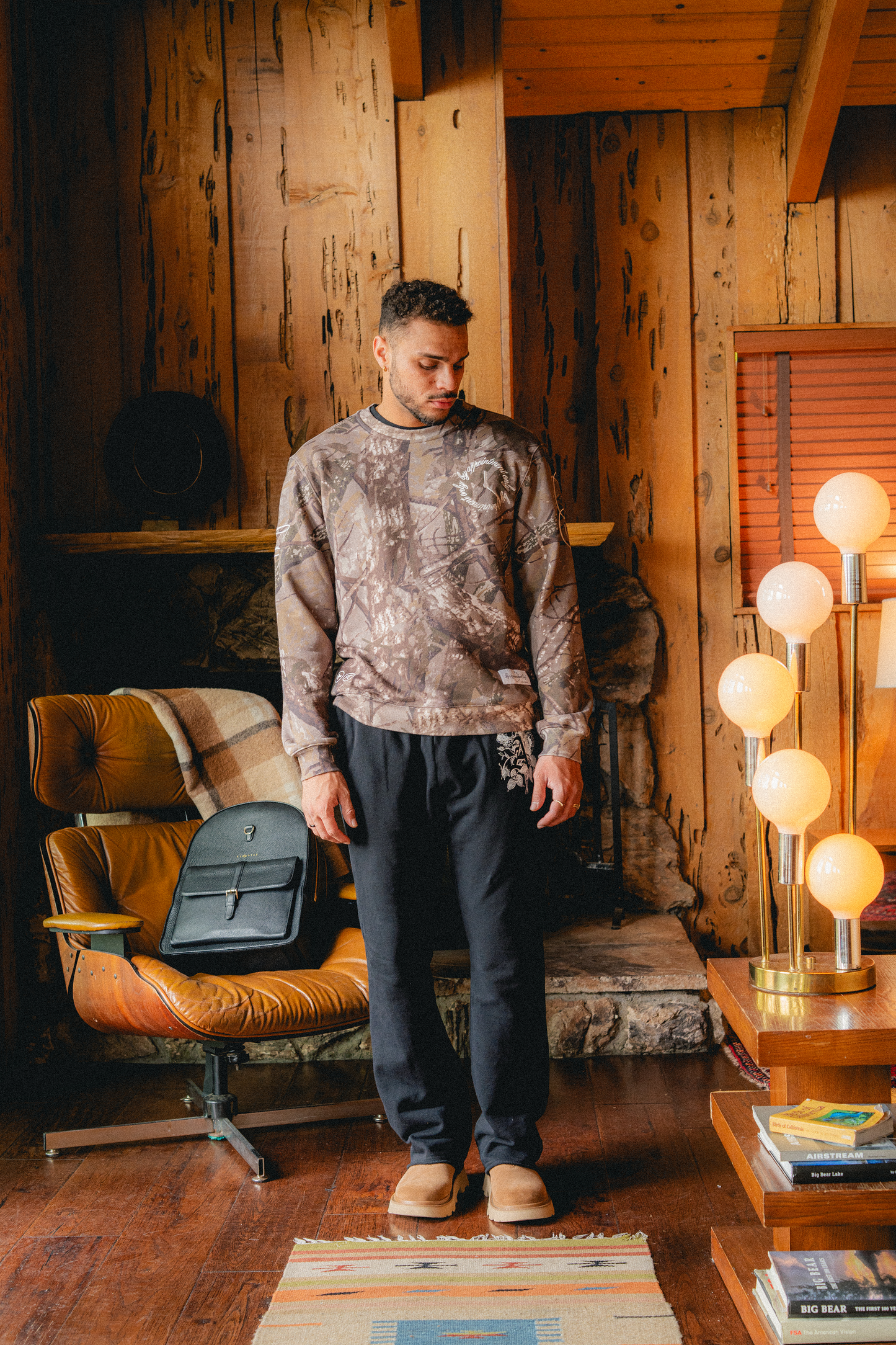 do not disturb | crewneck