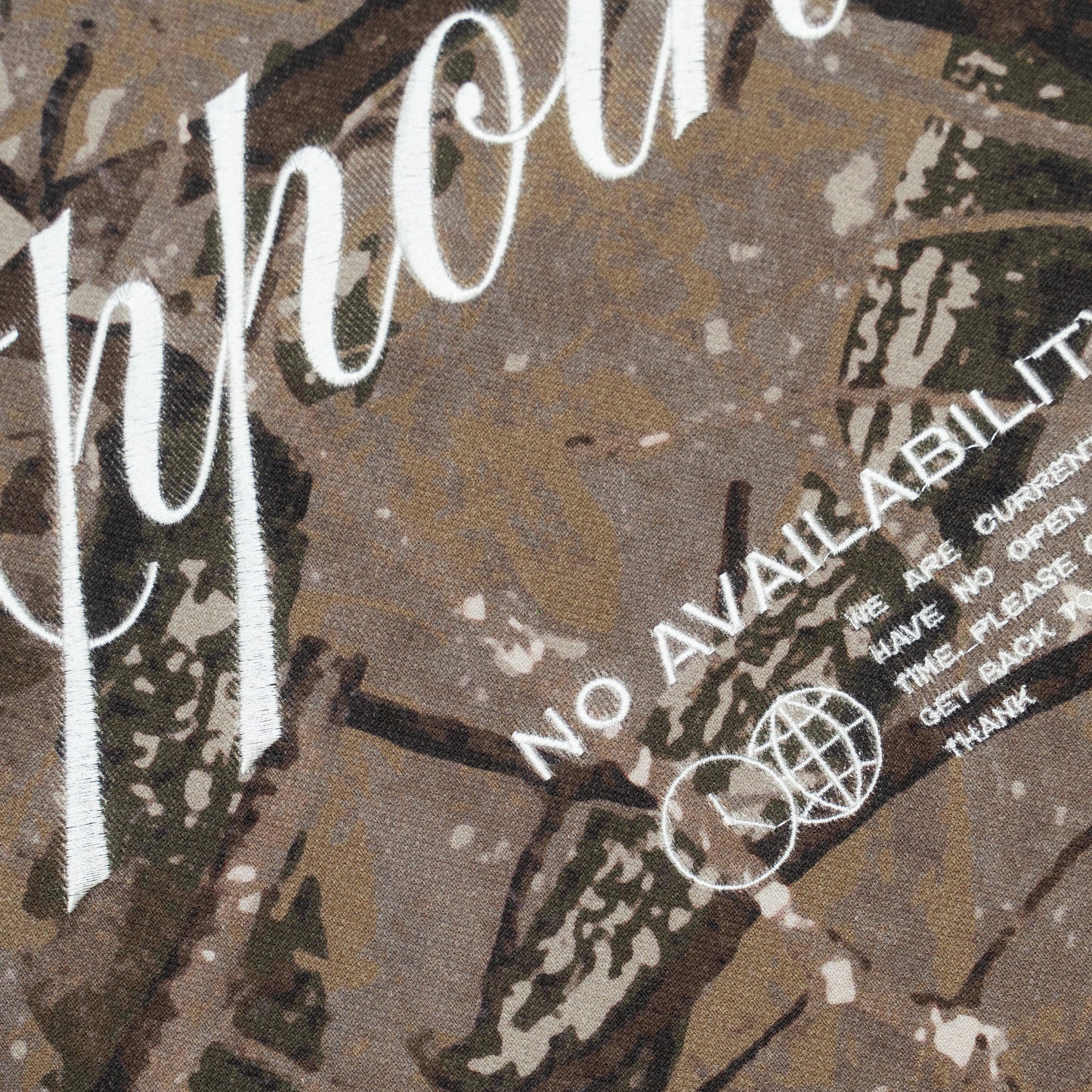 do not disturb | crewneck